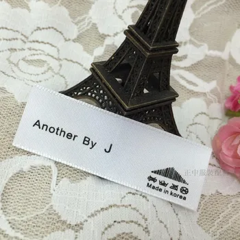 Eco-Friendly Garment Tags custom Loop Fold Clothing Labels,Customized Logo Labels, Fabric collar Labels
Eco-Friendly Garment Tags custom Loop Fold Clothing Labels,Customized Logo Labels, Fabric collar Labels