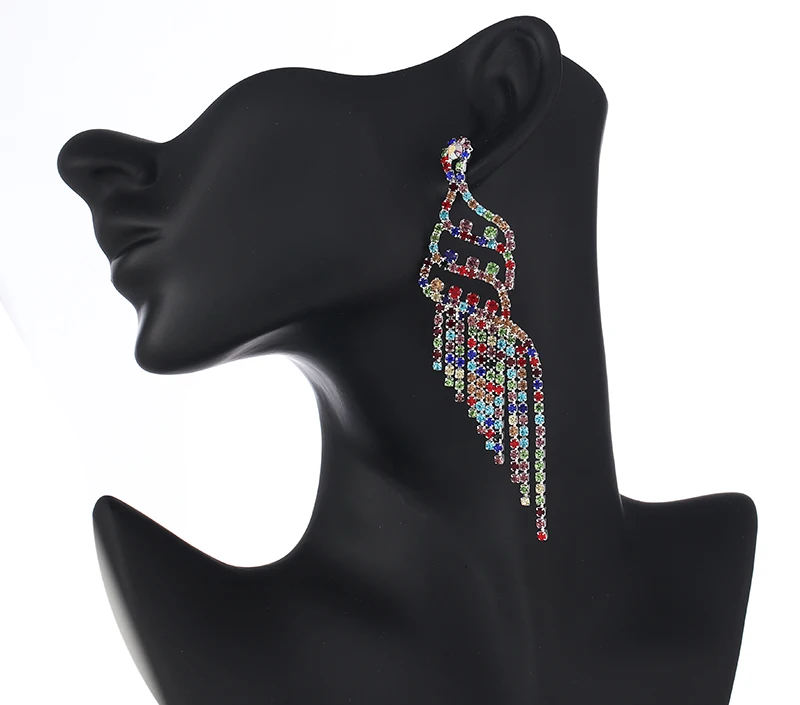 YFJEWE women Big Tassel Earrings Crystal Rhinestone Party Long Drop Earrings Bridal Wedding Jewelry Christmas Gift E641
YFJEWE women Big Tassel Earrings Crystal Rhinestone Party Long Drop Earrings Bridal Wedding Jewelry Christmas Gift E641