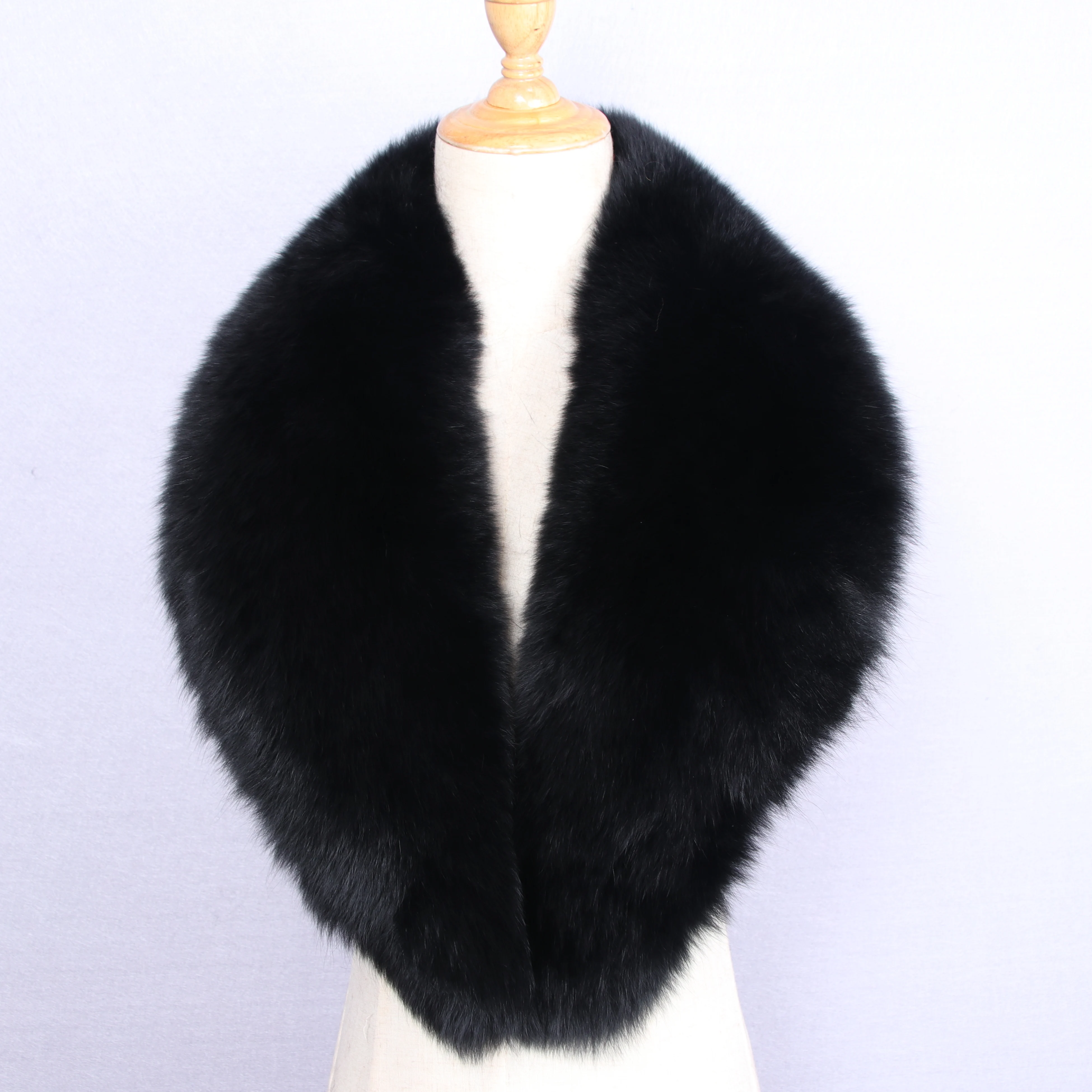 ZDFURS * Hot sale super large black fox Fur Collar for wool jacket clothing Natural fox fur Scarf big size Women ZDC-163011
ZDFURS * Hot sale super large black fox Fur Collar for wool jacket clothing Natural fox fur Scarf big size Women ZDC-163011