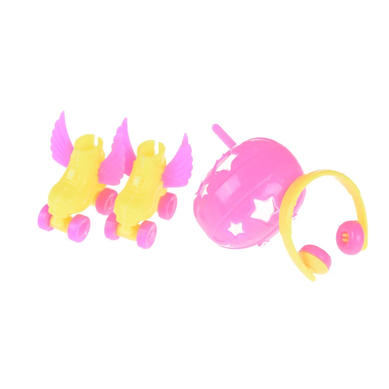 Dolls Decorative Toy 4PCS/Set Roller Skate Fancy Doll Shoes+headset+helmet For doll Kids Girls Toy Roller Play Accessories
Dolls Decorative Toy 4PCS/Set Roller Skate Fancy Doll Shoes+headset+helmet For doll Kids Girls Toy Roller Play Accessories