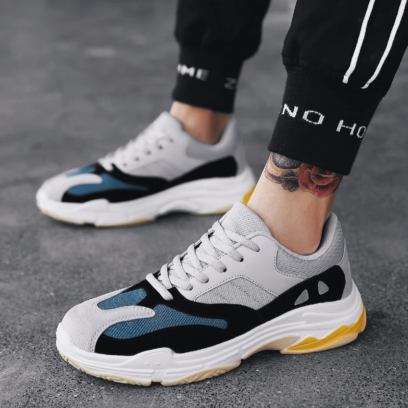 New Arrival Running Shoes Men Women Chunky Sneakers Breathable Triple S 3.0 Mesh Outdoor 700 Trainers Max Size European 44
New Arrival Running Shoes Men Women Chunky Sneakers Breathable Triple S 3.0 Mesh Outdoor 700 Trainers Max Size European 44