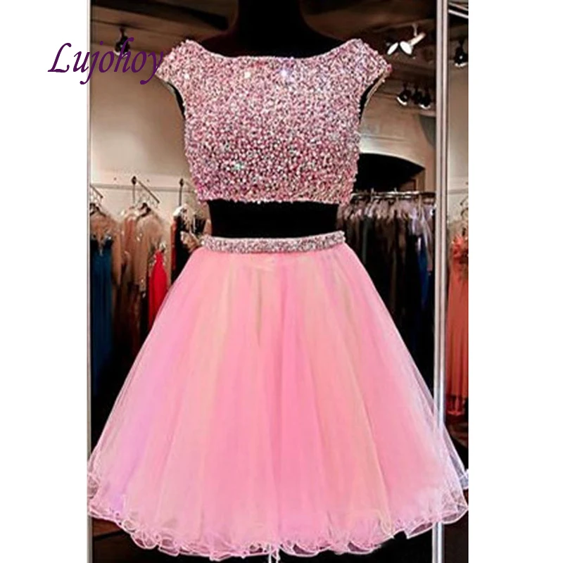 Luxury Pink Short Homecoming Dresses for Girls Tulle Two 2 Piece Women Cocktail Prom Grade 8 Graduation Dresses
Luxury Pink Short Homecoming Dresses for Girls Tulle Two 2 Piece Women Cocktail Prom Grade 8 Graduation Dresses