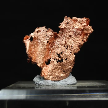 Foreign natural golden copper mineral specimens teaching natural science collection of natural elements mineral specimens 35
Foreign natural golden copper mineral specimens teaching natural science collection of natural elements mineral specimens 35