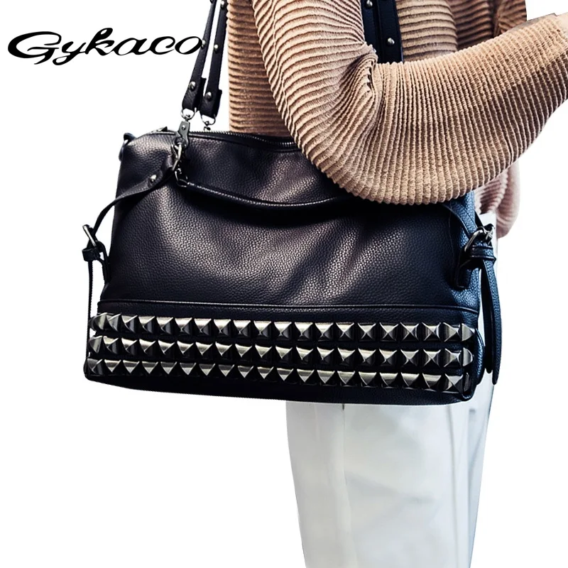 Women Luxury Handbag Designer Handbags High Quality Rivet Tote Bags Handbags Women Famous Brands Ladies Bags 2019 Bolsa Feminina
Women Luxury Handbag Designer Handbags High Quality Rivet Tote Bags Handbags Women Famous Brands Ladies Bags 2019 Bolsa Feminina
