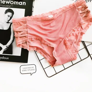 Simple wind pure ice cross strap Black White Sexy Lace seamless female triangle mid-waist underwear
Simple wind pure ice cross strap Black White Sexy Lace seamless female triangle mid-waist underwear