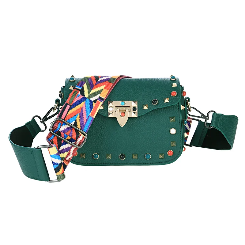 Women's bag 2018 autumn and winter new wide shoulder strap rivet diagonal shoulder bag atmospheric small square bag
Women's bag 2018 autumn and winter new wide shoulder strap rivet diagonal shoulder bag atmospheric small square bag