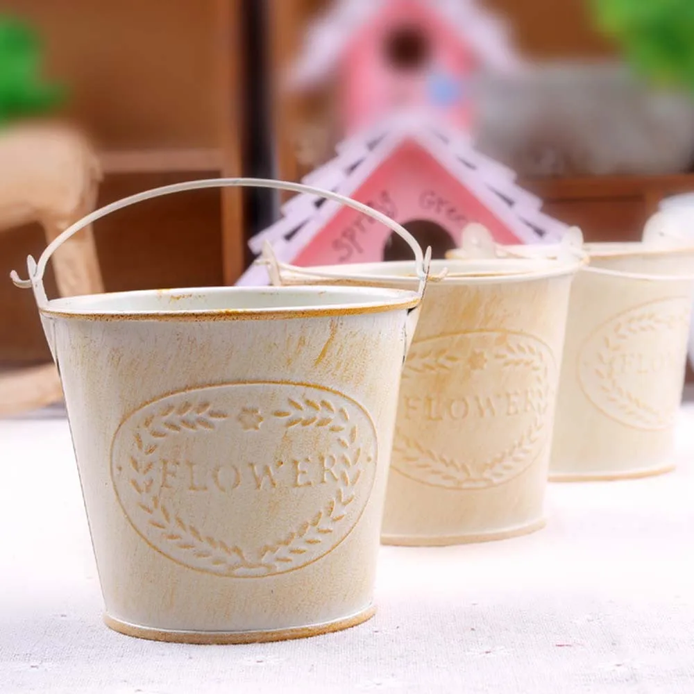 Vintage Distressed Mini Tin Storage Box Vintage Yellow Metal Flower Pot Hanging Balcony Garden Plantation Planter Decoration #LC
Vintage Distressed Mini Tin Storage Box Vintage Yellow Metal Flower Pot Hanging Balcony Garden Plantation Planter Decoration #LC