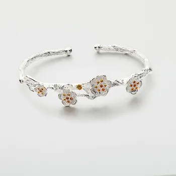 Plum blossom bracelet Open Hollow Bangle Trendy accessories alloy Silver god Bracelets for women jewelry Birthday Gifts
Plum blossom bracelet Open Hollow Bangle Trendy accessories alloy Silver god Bracelets for women jewelry Birthday Gifts