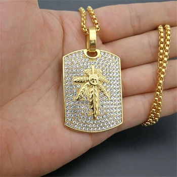 Hip Hop Iced Out Full Rhinestones Hemp Leaf Necklace Pendant Gold Color Stainless Steel Square Dog Tag Necklace Bling Jewelry
Hip Hop Iced Out Full Rhinestones Hemp Leaf Necklace Pendant Gold Color Stainless Steel Square Dog Tag Necklace Bling Jewelry