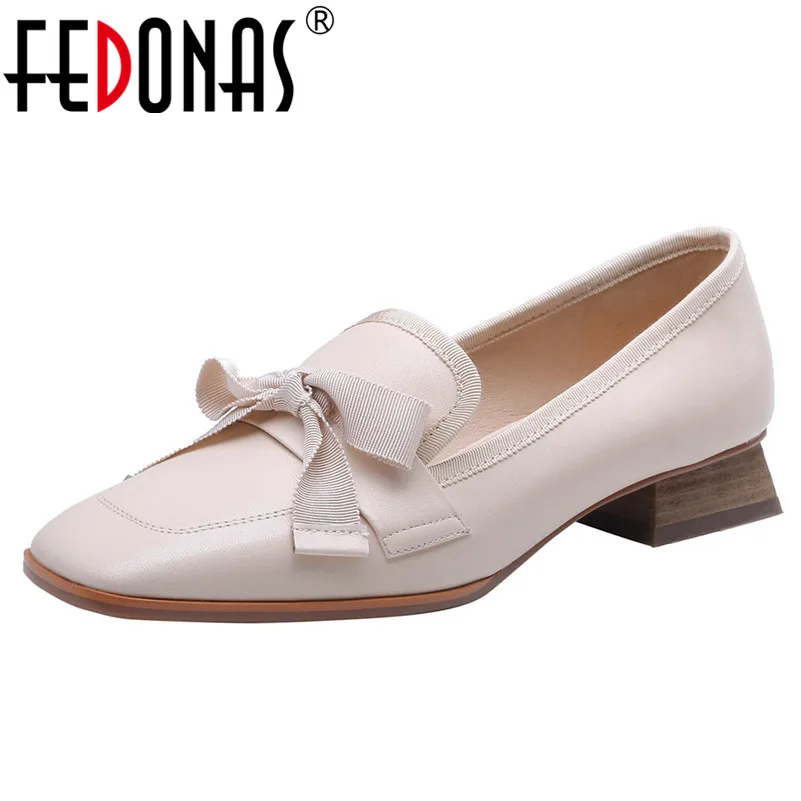 FEDONAS Spring Summer Women Sweet Party Casual Pumps Square Toe Butterfly-knot Slip-on Shoes Woman Genuine Leather Female Shoes
FEDONAS Spring Summer Women Sweet Party Casual Pumps Square Toe Butterfly-knot Slip-on Shoes Woman Genuine Leather Female Shoes