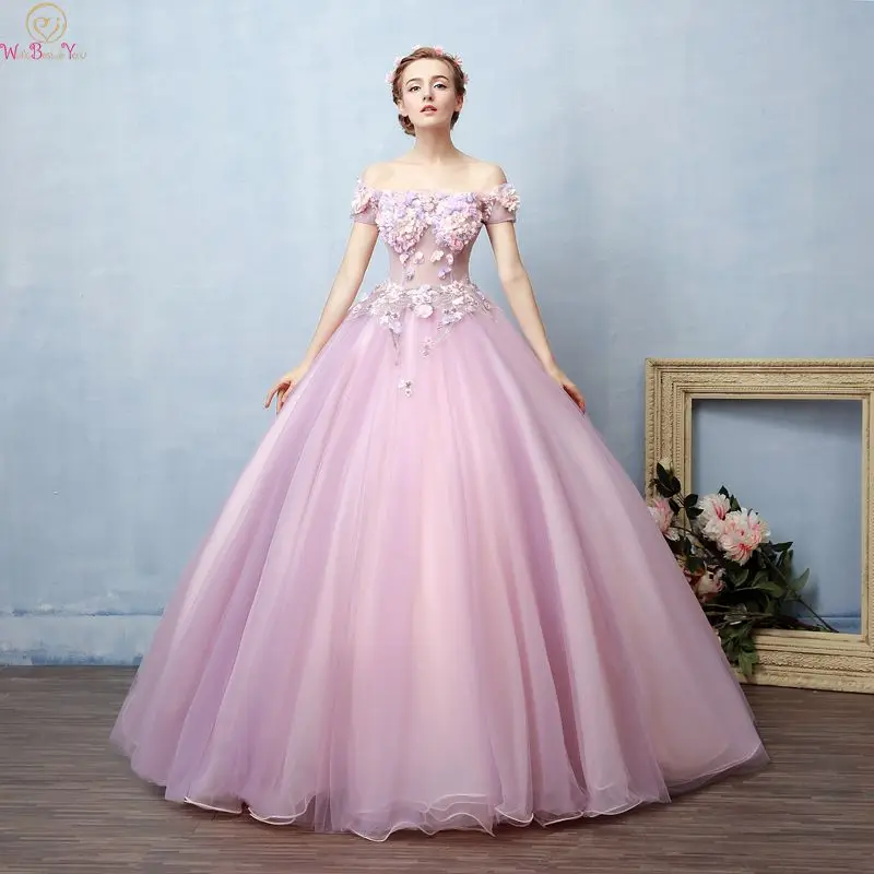 Pink Floor Length Quinceanera dresses 2019 Appliques Flowers Ball Gown Off The Shoulder Lace Up Prom Formal Tulle Robe De Soiree
Pink Floor Length Quinceanera dresses 2019 Appliques Flowers Ball Gown Off The Shoulder Lace Up Prom Formal Tulle Robe De Soiree