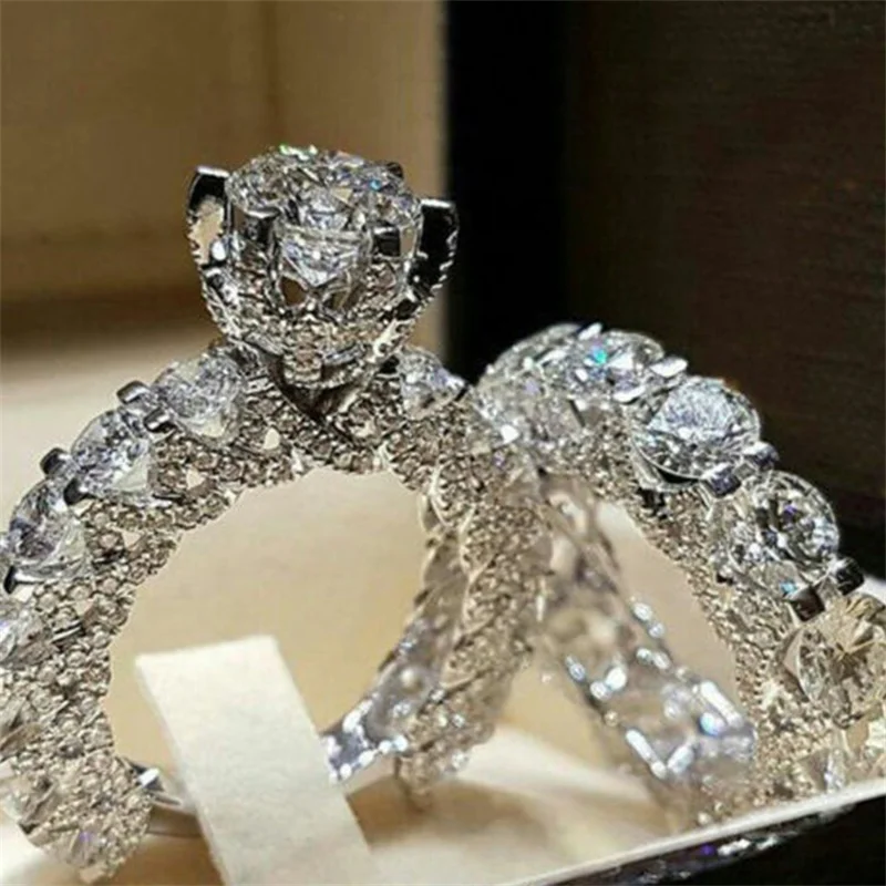 New Trendy Crystal Engagement Claws Design Hot Sale Rings For Women AAA White Zircon Cubic elegant rings Female Wedding jewerly
New Trendy Crystal Engagement Claws Design Hot Sale Rings For Women AAA White Zircon Cubic elegant rings Female Wedding jewerly
