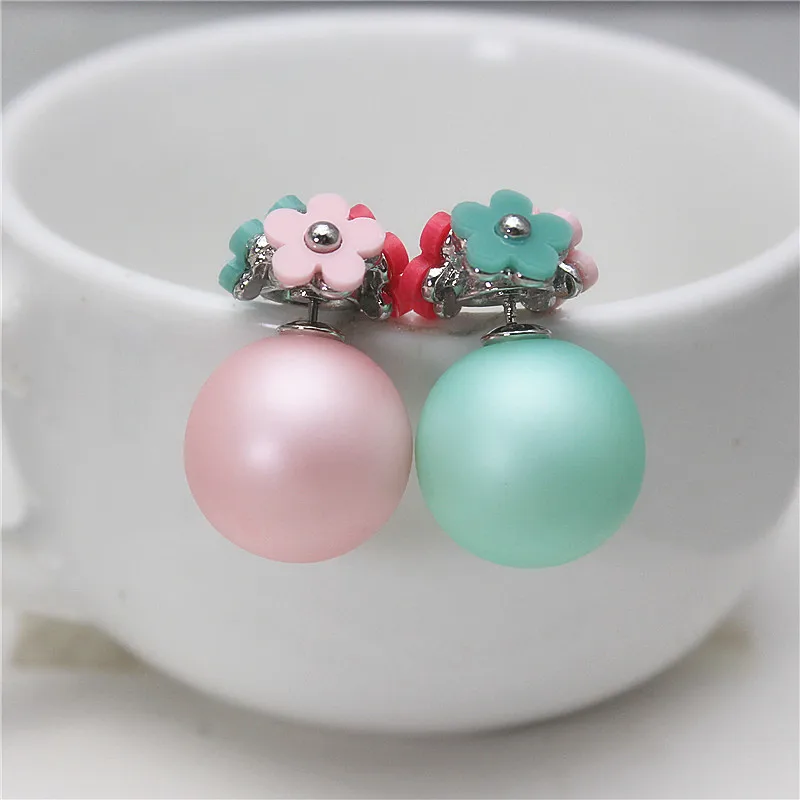 2019 New Fashion crystal flower Earrings ball cute korea two side Jewelry Double imitation Matte beads Stud Earring For Women
2019 New Fashion crystal flower Earrings ball cute korea two side Jewelry Double imitation Matte beads Stud Earring For Women