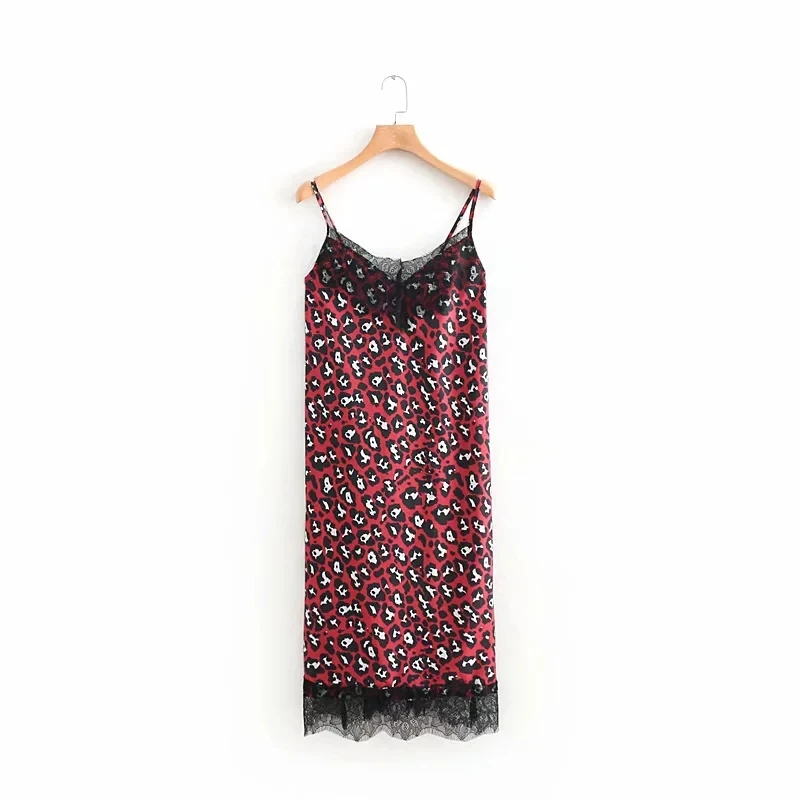 leopard print v neck lace splicing women sling dress casual lady strapless dresses fashion streetwear femme vestidos D2350
leopard print v neck lace splicing women sling dress casual lady strapless dresses fashion streetwear femme vestidos D2350