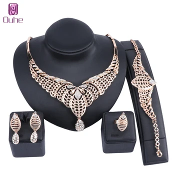 Women Dubai Gold Color Crystal Necklace Jewelry Sets Costume Design Brand Nigerian Wedding Set Fashion African Beads Jewelry Set
Women Dubai Gold Color Crystal Necklace Jewelry Sets Costume Design Brand Nigerian Wedding Set Fashion African Beads Jewelry Set