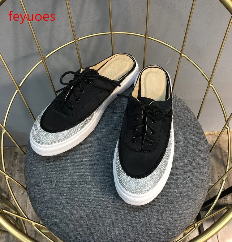 2018 women's new silk flat shoes with muffin platform women's shoes leather wild baotou rhinestones half drag lazy shoes
2018 women's new silk flat shoes with muffin platform women's shoes leather wild baotou rhinestones half drag lazy shoes
