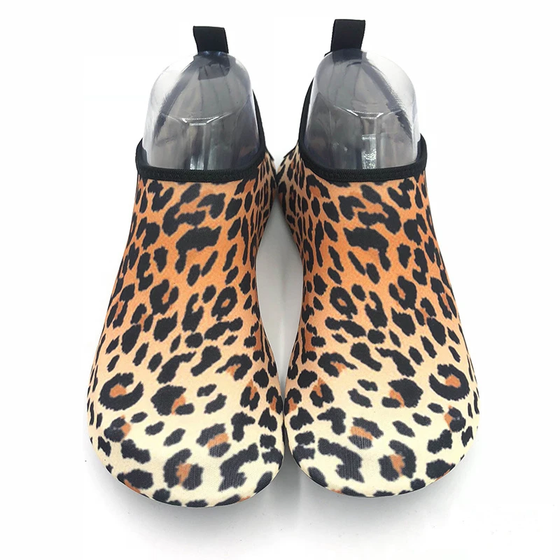 Women Water Shoes Leopard Aqua Shoes Sneakers Beach Wear Swimming Pool Footwear Barefoot Female Fishing Non Slip Walking man
Women Water Shoes Leopard Aqua Shoes Sneakers Beach Wear Swimming Pool Footwear Barefoot Female Fishing Non Slip Walking man