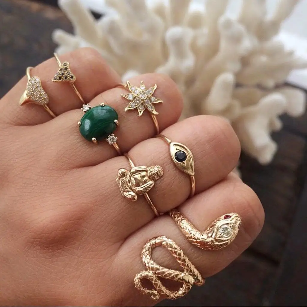 7 Pcs/Set Boho Little Snake Star Eyes Buddha Statue Gem Triangle Gold Adjustable Opening Ring Set Women Personality Jewelry Gift 
7 Pcs/Set Boho Little Snake Star Eyes Buddha Statue Gem Triangle Gold Adjustable Opening Ring Set Women Personality Jewelry Gift