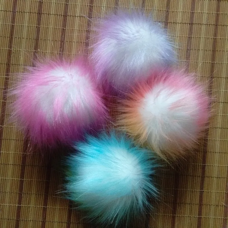 10cm Artificial Pom Pom Rainbow Color Faux Fur Pompon For Cap For Cloth Fur Ball Christmas Gift Pendant with Rubber
10cm Artificial Pom Pom Rainbow Color Faux Fur Pompon For Cap For Cloth Fur Ball Christmas Gift Pendant with Rubber