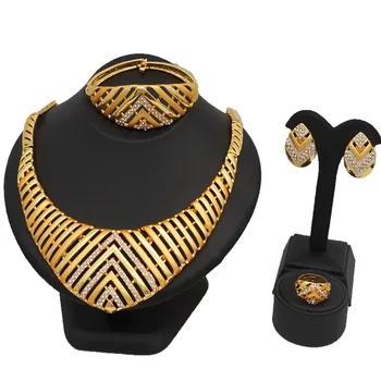 Gold fashion chain jewelry sets pendants necklace set jewelry stud earrings jewellery Dubai gold jewelry set for women
Gold fashion chain jewelry sets pendants necklace set jewelry stud earrings jewellery Dubai gold jewelry set for women