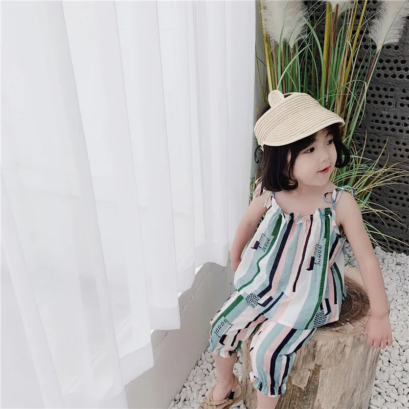 2019 Summer New Girls Fashion Chic Holiday Wind Printing Sling Set Toddler Children Sleeveless Vest with Pant Two Pieces Suits
2019 Summer New Girls Fashion Chic Holiday Wind Printing Sling Set Toddler Children Sleeveless Vest with Pant Two Pieces Suits
