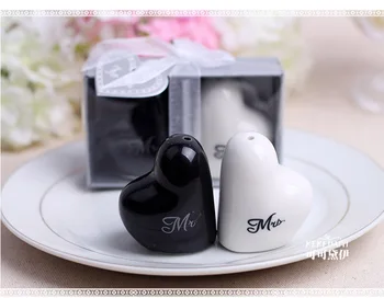 150pairs=300PCS wedding favors and souvenirs heart shaped "Mr. & Mrs." Ceramic Salt & Pepper Shakers Free Shipping
150pairs=300PCS wedding favors and souvenirs heart shaped "Mr. & Mrs." Ceramic Salt & Pepper Shakers Free Shipping