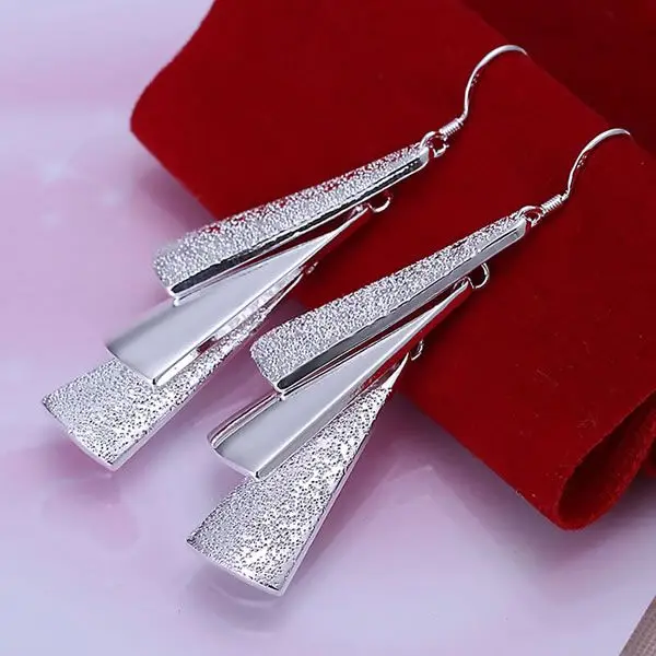 Classic High-Quality Hot Sale S925 Sterling Silver Color Fine Jewelry Wholesale Charms Fashion Triple Pieces Earrings E015
Classic High-Quality Hot Sale S925 Sterling Silver Color Fine Jewelry Wholesale Charms Fashion Triple Pieces Earrings E015