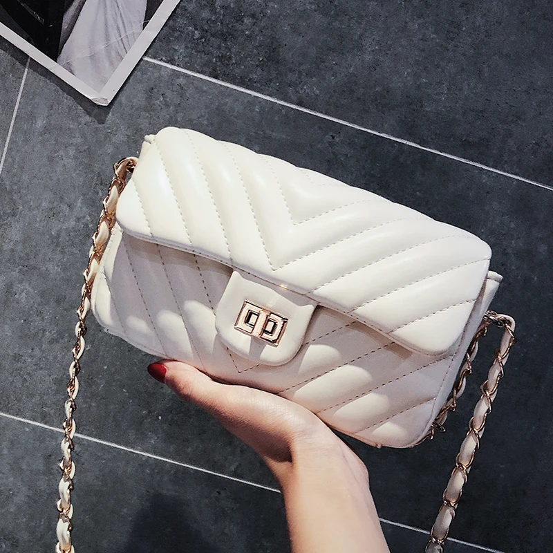 ETAILL PU Leather Plaid Women Messenger Bag New Fashion Diamond Lattice Crossbody Bag Female Quilted Shoulder Bag Sac a Main
ETAILL PU Leather Plaid Women Messenger Bag New Fashion Diamond Lattice Crossbody Bag Female Quilted Shoulder Bag Sac a Main