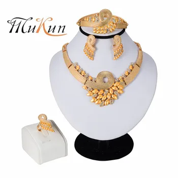 MUKUN2019 NEW African Wedding Jewelry Dubai Gold Color Jewelry Sets Romantic Color Design Jewelry Sets Necklace Drop Shipping
MUKUN2019 NEW African Wedding Jewelry Dubai Gold Color Jewelry Sets Romantic Color Design Jewelry Sets Necklace Drop Shipping