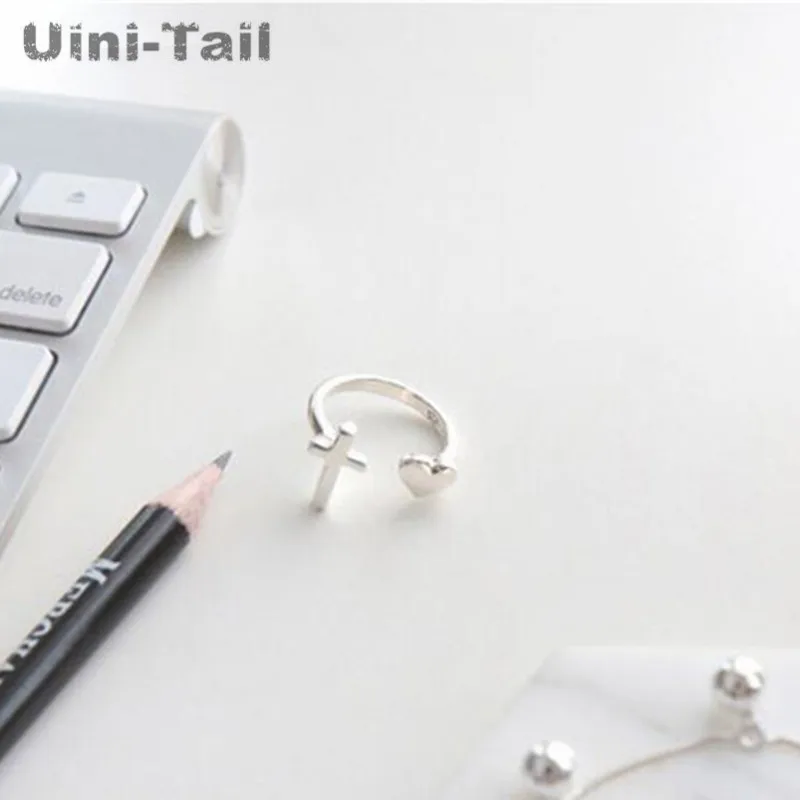 Korean version of 925 sterling silver cute fashion heart cross silver open ring female fashion tide high quality jewelry
Korean version of 925 sterling silver cute fashion heart cross silver open ring female fashion tide high quality jewelry
