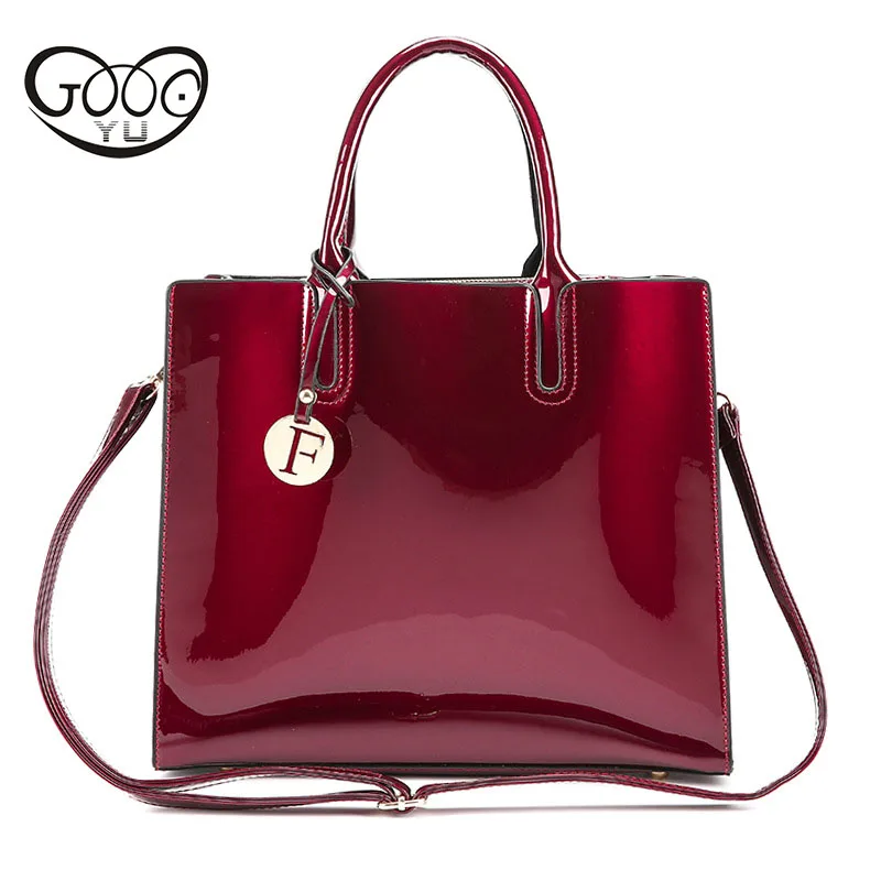 The new simple European and American style female models solid color handbag large capacity bright color vertical business handb
The new simple European and American style female models solid color handbag large capacity bright color vertical business handb