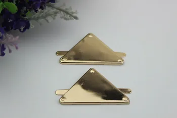 6pcs/lot Pale golden metal plate triangle brand bag decoration accessories hardware buttons female bag accessories
6pcs/lot Pale golden metal plate triangle brand bag decoration accessories hardware buttons female bag accessories