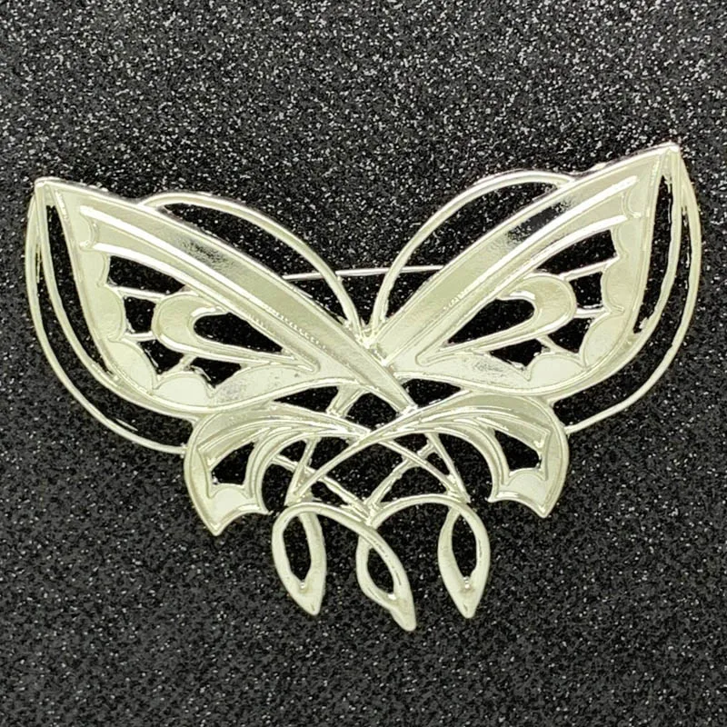 The Lord Of LOTR Arwen Silver Butterfly Brooch Elf Princess Jewelry Fan Gift High Quality
The Lord Of LOTR Arwen Silver Butterfly Brooch Elf Princess Jewelry Fan Gift High Quality