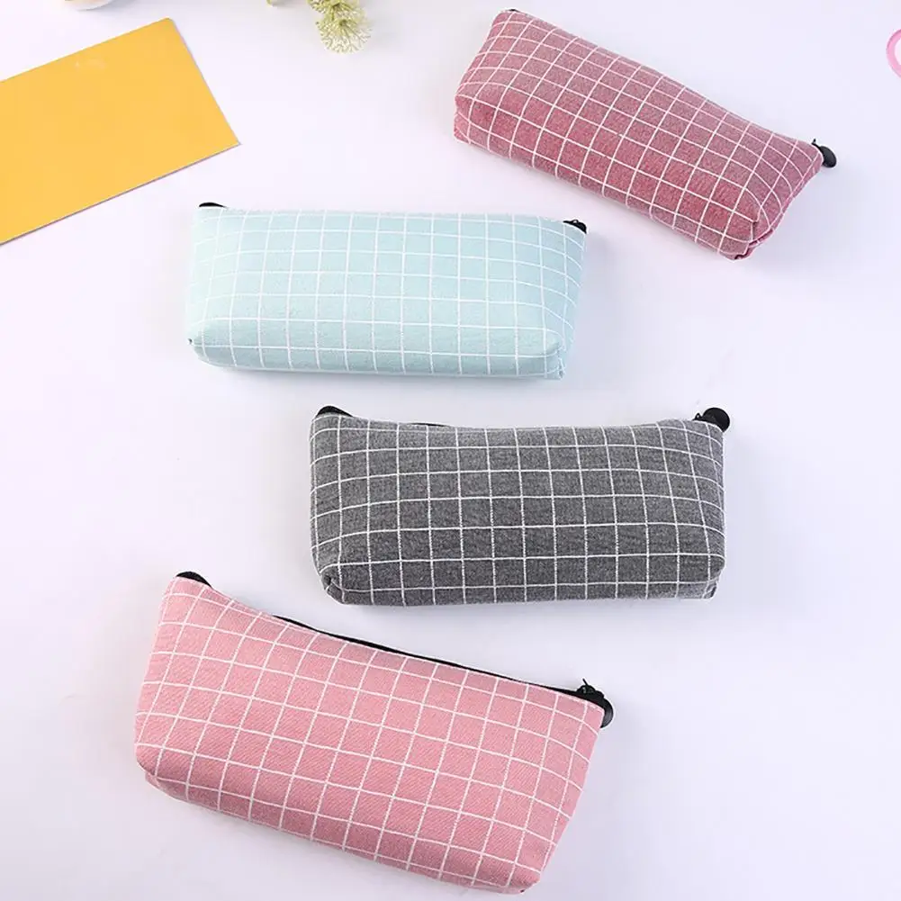 Simple Grid Plaid Print Canvas Pencil Case Stationery Storage Holder Organizer Cosmetic Bag Student School Office Supplies
Simple Grid Plaid Print Canvas Pencil Case Stationery Storage Holder Organizer Cosmetic Bag Student School Office Supplies