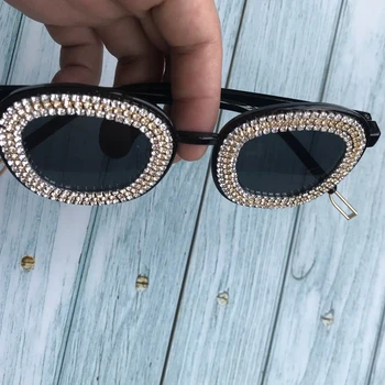 Fashion Shades Women Men Sunglasses Oversized Round Eyeglasses Sun Glasses UV400 Crystal Diamond Circle Gafas de sol
Fashion Shades Women Men Sunglasses Oversized Round Eyeglasses Sun Glasses UV400 Crystal Diamond Circle Gafas de sol