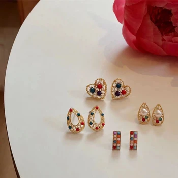 MENGJIQIAO 2019 New Vintage Colorful Beads Heart Oval Cute Stud Earrings For Women Fashion Temperament Gold Color Brinco Jewelry
MENGJIQIAO 2019 New Vintage Colorful Beads Heart Oval Cute Stud Earrings For Women Fashion Temperament Gold Color Brinco Jewelry