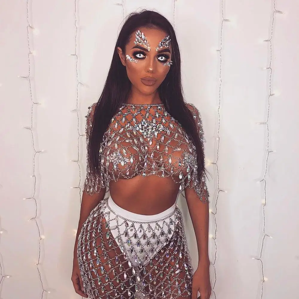 Sexy Bling Metal Body Rhinestone Shoulder Chain Women befree Summer Beach Hollow Colorful gem Queen crystal Nightclub Party
Sexy Bling Metal Body Rhinestone Shoulder Chain Women befree Summer Beach Hollow Colorful gem Queen crystal Nightclub Party