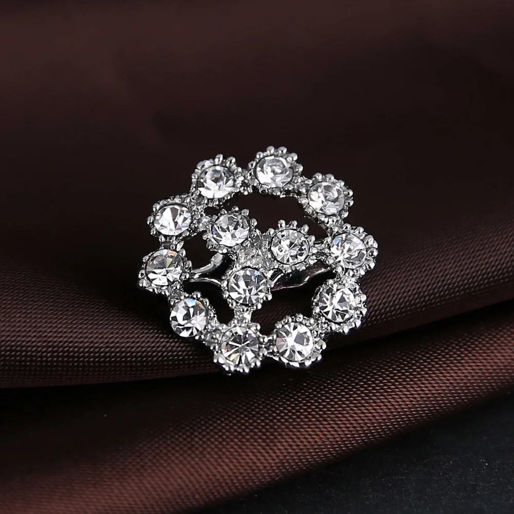 75B33--2014051275B33brooch0--1437180818