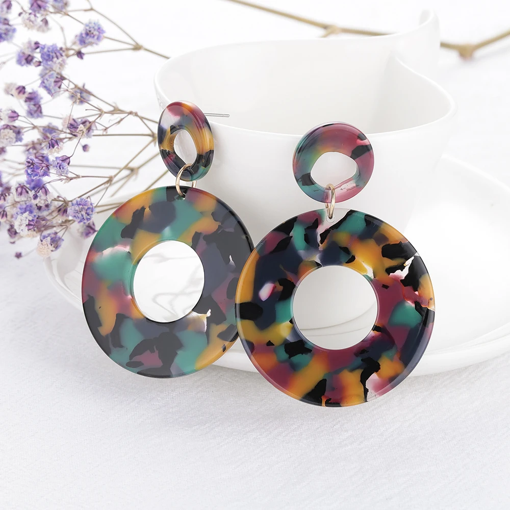 Fashion Geometry Leopard Earring for Women Colorful Retro Tortoise Resin Acrylic Hollow Circle Drop Dangle Earring Female Brinco
Fashion Geometry Leopard Earring for Women Colorful Retro Tortoise Resin Acrylic Hollow Circle Drop Dangle Earring Female Brinco