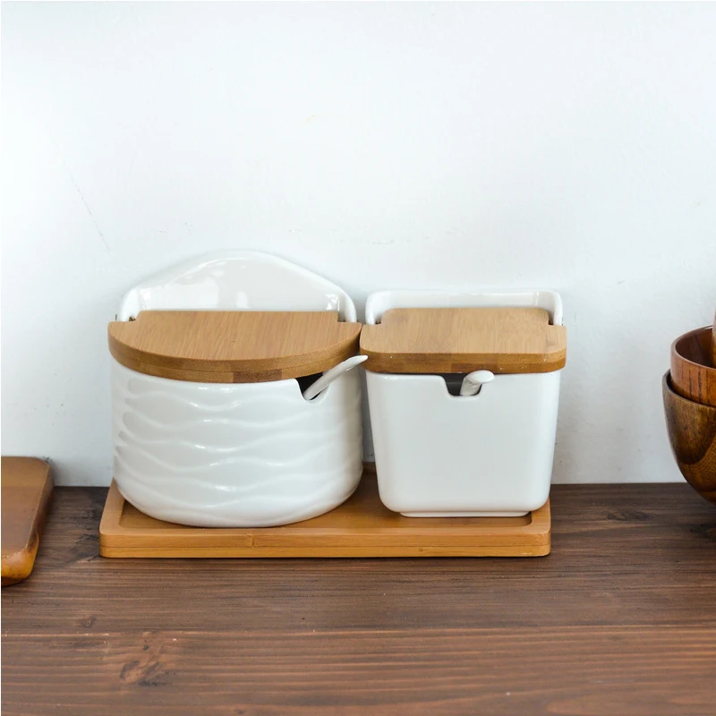RSCHEF 1 pcs Creative type European ceramic cover seasoning jar salt can seasoning jar salt shaker
RSCHEF 1 pcs Creative type European ceramic cover seasoning jar salt can seasoning jar salt shaker