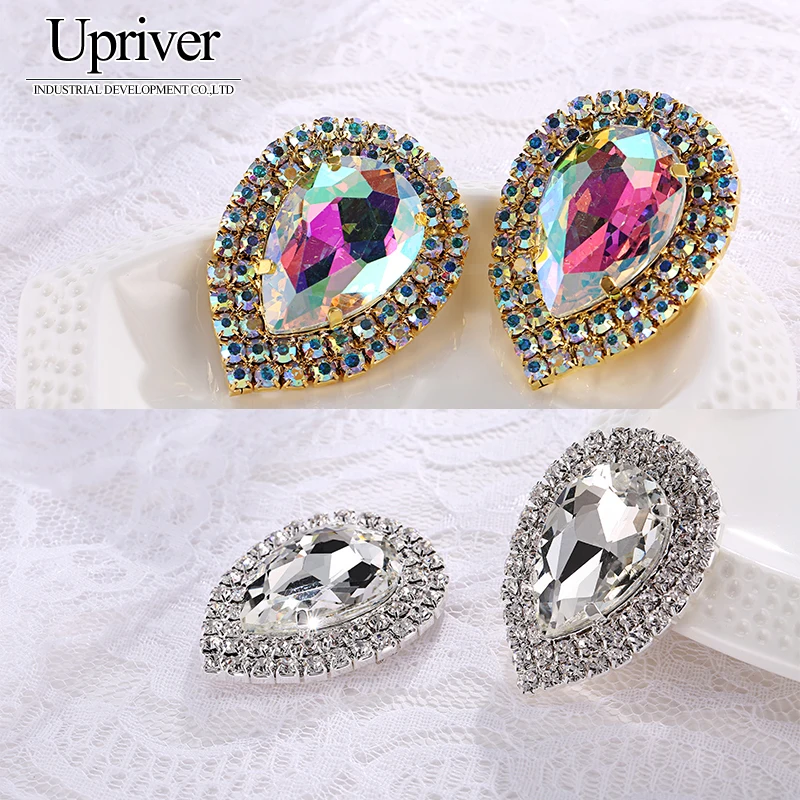 Upriver 1pcs 3.5x4.6cm Teardrop Shape High Quality Sewing On Rhinestone Silver Base Crystal Clear Color DIY Wedding Evening
Upriver 1pcs 3.5x4.6cm Teardrop Shape High Quality Sewing On Rhinestone Silver Base Crystal Clear Color DIY Wedding Evening