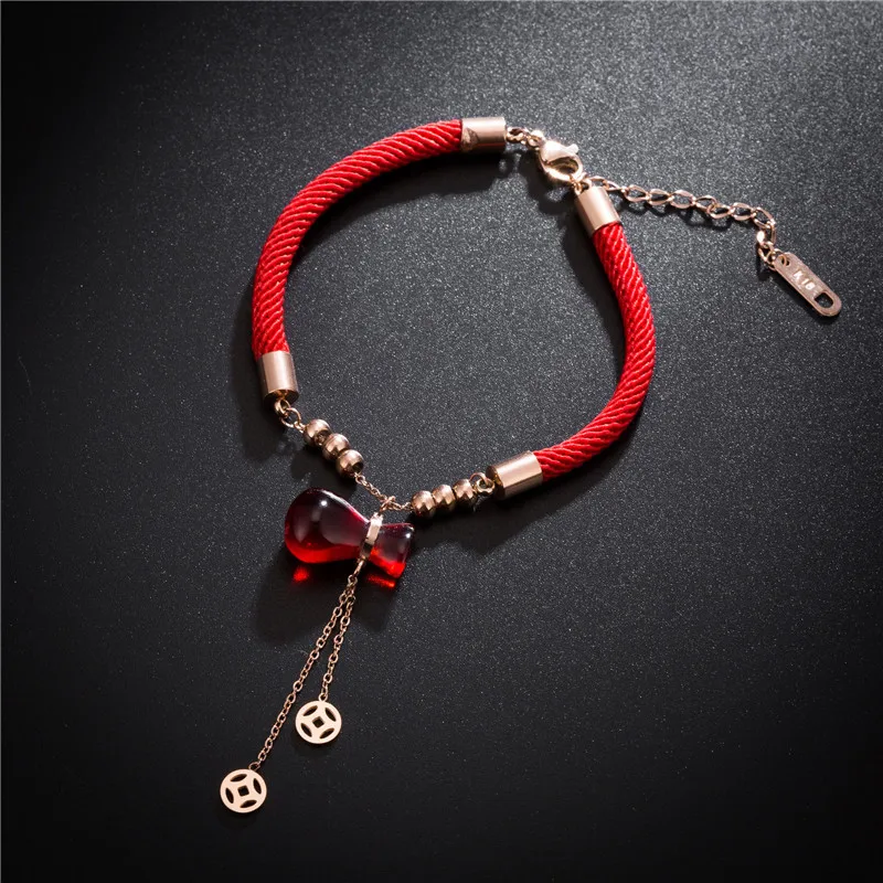 Creative Red Rope Bracelet Female Titanium Steel Fringed Copper Money Gourd Bracelet Rose Rose Money Bag SpongeBob Gift B18145
Creative Red Rope Bracelet Female Titanium Steel Fringed Copper Money Gourd Bracelet Rose Rose Money Bag SpongeBob Gift B18145