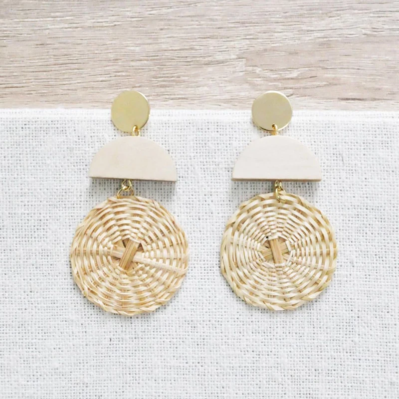Coco&willow Handmade Wooden Straw Weave Rattan Vine Braid Dangle Earrings, Geometric Big Circle Ethinc Earrings for Women 2018
Coco&willow Handmade Wooden Straw Weave Rattan Vine Braid Dangle Earrings, Geometric Big Circle Ethinc Earrings for Women 2018