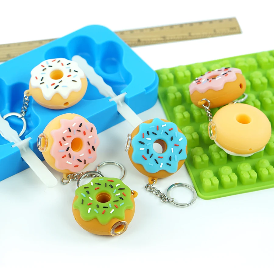 12 pcs Portable Silicone Smoking Pipe with glass bowl Donut Design food grade silicone pipe
12 pcs Portable Silicone Smoking Pipe with glass bowl Donut Design food grade silicone pipe