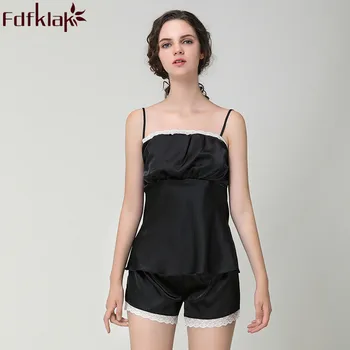 Fdfklak Summer New Sexy Pajamas Sleepwear Shorts Pyjama Set Pajamas For Women Clothes Sleeveless Tracksuit Pijama Mujer Q1289
Fdfklak Summer New Sexy Pajamas Sleepwear Shorts Pyjama Set Pajamas For Women Clothes Sleeveless Tracksuit Pijama Mujer Q1289