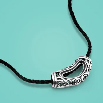 Ethnic Style 925 Silver Pendant Necklace Female Popular Thai Silver Totem Design Pendant Necklace 50cm Size Charm Jewelry
Ethnic Style 925 Silver Pendant Necklace Female Popular Thai Silver Totem Design Pendant Necklace 50cm Size Charm Jewelry