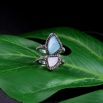 Blue Irregular Resin Geometric Rings 2020 New Designer Jewelry Women Fashion Retro Ring Accessories
Blue Irregular Resin Geometric Rings 2020 New Designer Jewelry Women Fashion Retro Ring Accessories