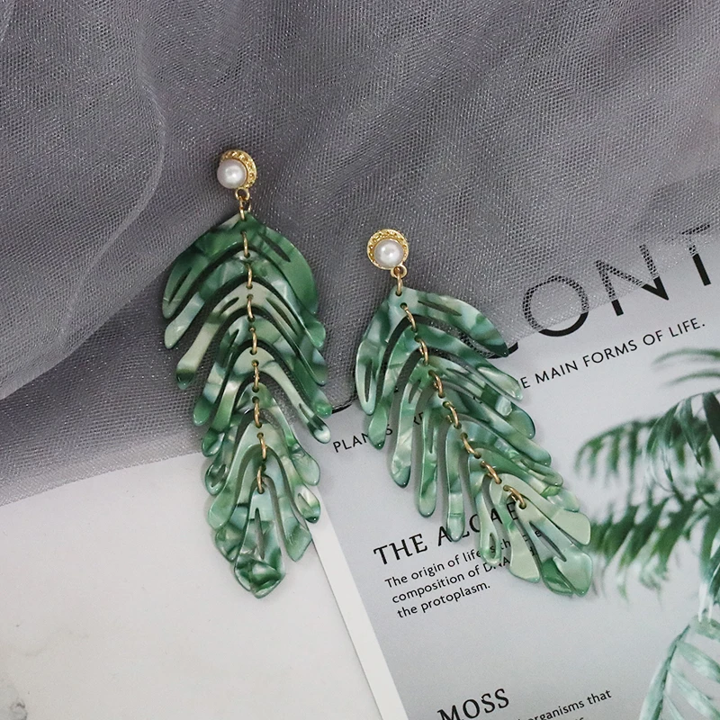 AOTEMAN 2019 Hot Acrylic Resin Leaves Dangle Earring For Women Fashion Tortoiseshell Geometry Acetate Party ZA Jewelry Brincos
AOTEMAN 2019 Hot Acrylic Resin Leaves Dangle Earring For Women Fashion Tortoiseshell Geometry Acetate Party ZA Jewelry Brincos