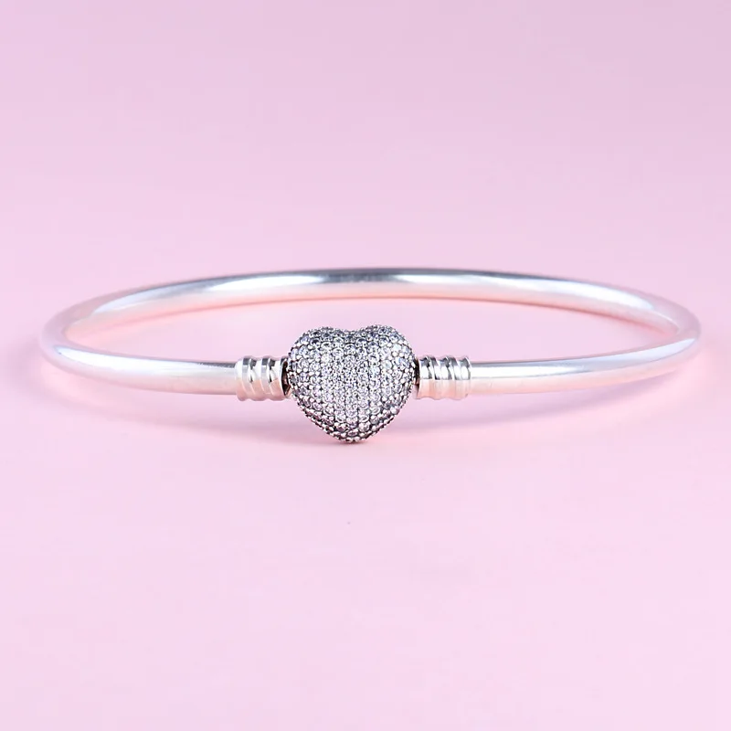 925 Sterling Silver Bangle Moments Pave Heart Clasp Crystal Pan Bracelet Bangle Fit Women Bead Charm DIY Jewelry
925 Sterling Silver Bangle Moments Pave Heart Clasp Crystal Pan Bracelet Bangle Fit Women Bead Charm DIY Jewelry