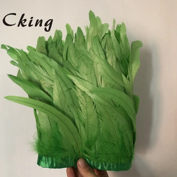 Free shipping 2 Meters Apple Green Dyed rooster coque feather trims 15-20cm 6-8" in width sewed on satin ribbon carnival decor.
Free shipping 2 Meters Apple Green Dyed rooster coque feather trims 15-20cm 6-8" in width sewed on satin ribbon carnival decor.